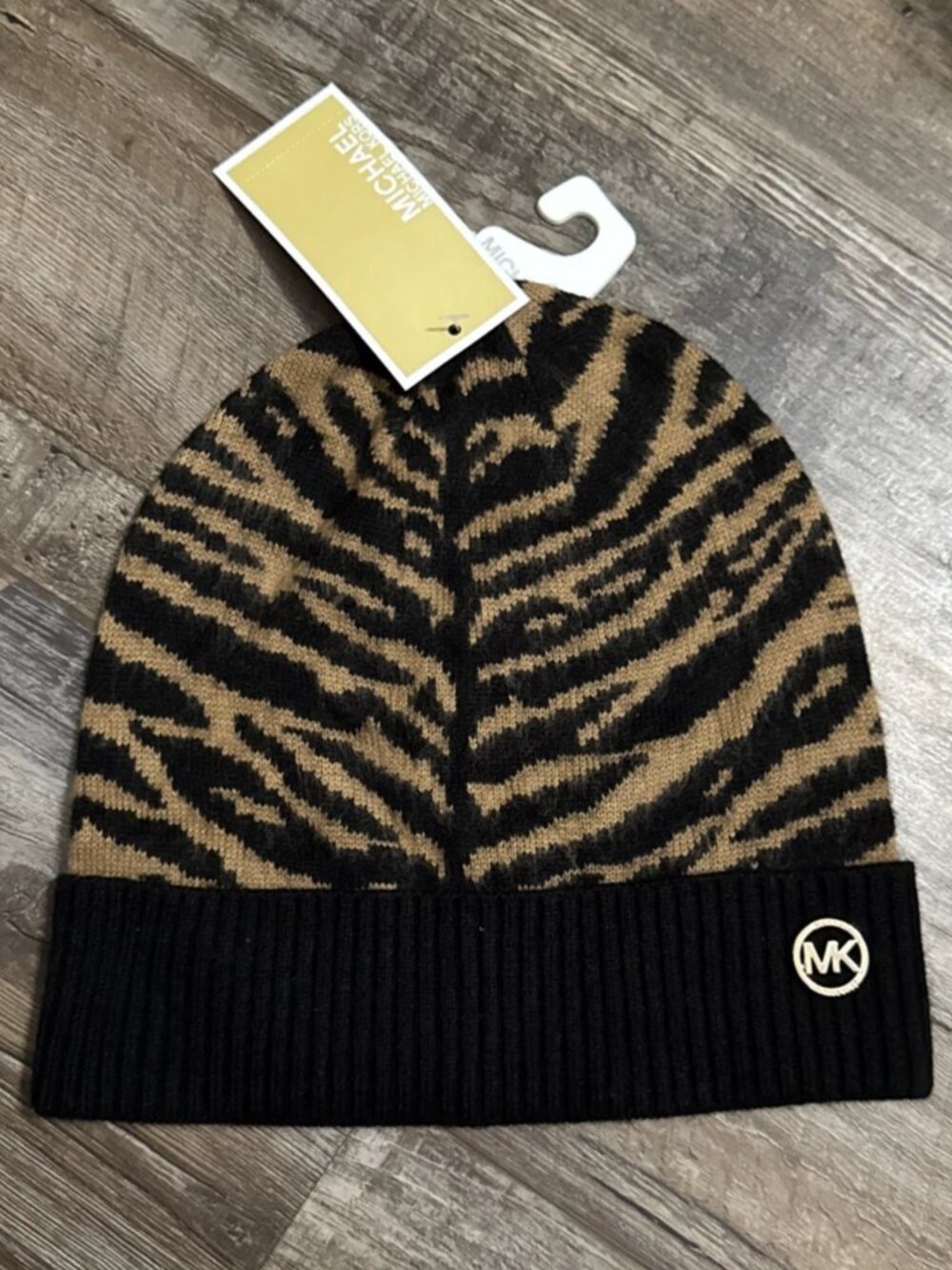 NWT Michael Kors Women Tiger Stripe Knit Beanie Cuffed One Size MSRP $48